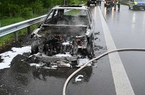 Polizeiinspektion Emsland/Grafschaft Bentheim: POL-EL: Haren - Pkw ger&auml;t auf der A31 in Brand