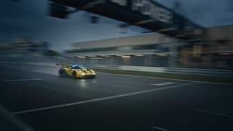 DUNLOP veröffentlicht Motorsport Kurzfilm „Taking the Line“