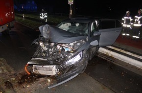 Kreispolizeibehörde Kleve: POL-KLE: Kranenburg-Wyler - Verkehrsunfall / 41-jähriger Niederländer nach Kollision schwer verletzt