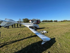 KFV Bodenseekreis: Ultraleichtflugzeug &uuml;berschl&auml;gt sich