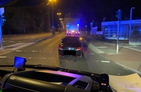 Feuerwehr Gelsenkirchen: FW-GE: Undichte Flüssiggasleitung an einem Pkw sorgt für nächtlichen Feuerwehreinsatz in Buer