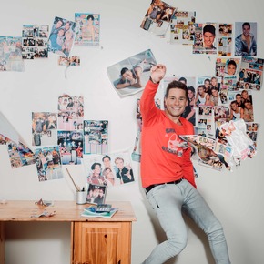 &quot;Mein Leben war ein bisschen ein &apos;Big Brother&apos;-Haus&quot; - &quot;Caught in the Act&quot;-Star Eloy de Jong, Designerin Sarah Kern und &quot;Lindenstraße&quot;-Bewohner Willi Herren ziehen ins &quot;Promi Big Brother&quot;-Haus