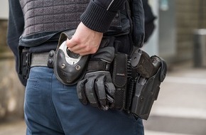 Bundespolizeidirektion M&uuml;nchen: Bundespolizeidirektion M&uuml;nchen: Schneller festgenommen als die Reise nach Ungarn beendet / Bundespolizei nimmt einen gesuchten Ungarn mit Auslieferungshaftbefehl fest