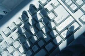 Zurich Gruppe Deutschland: Mittelstand unterschätzt Cyber-Kriminalität (BILD)