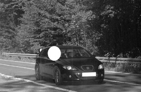 Kreispolizeibehörde Märkischer Kreis: POL-MK: Radarkontrolle: Autofahrerin zeigt Mittelfinger, Beifahrer hält Bierdose aus dem Fenster