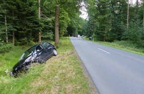 Polizeiinspektion Cuxhaven: POL-CUX: Wohnungseinbruch ++ Wegen Alkohol in den Gegenverkehr gefahren ++ mehrere Auffahrunfälle