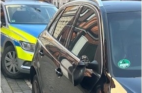 Polizei Wolfsburg: POL-WOB: Außenspiegel an Fahrzeugen beschädigt