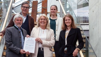 Otto-Friedrich-Universit&auml;t Bamberg: PM: Universit&auml;t Bamberg erste Hochschule Deutschlands mit We Impact-Zertifizierung