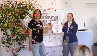 Erfolgreicher RID-Weltrekord: Die längste osteopathische Behandlung der Welt offiziell zertifiziert (25:00:00)