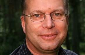 news aktuell GmbH: Fotos mediengerecht gestalten / "Digitalfotografie" und "Bildbearbeitung für Pressestellen", zwei media workshops der dpa-Tochter news aktuell