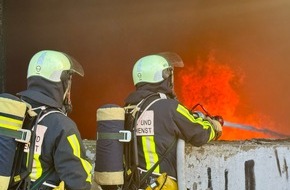 Feuerwehr Bochum: FW-BO: Feuer in einem leerstehenden Industriegebäude in Westenfeld