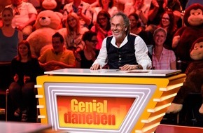 SAT.1: Genial ins Wochenende: SAT.1 zeigt die siebte Staffel "Genial daneben" ab 7. Mai freitags um 22:15 Uhr