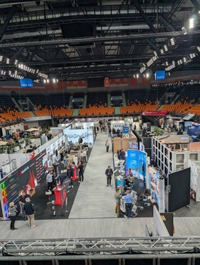 Impulsgeberin der SHK-Branche: BAD DIREKT feiert 10-j&auml;hriges Jubil&auml;um