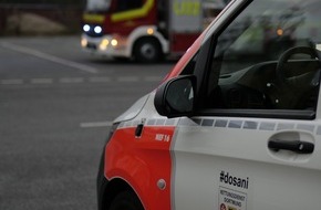 Feuerwehr Dortmund: FW-DO: Adventskranz gerät in Brand - Ausbreitung verhindert