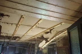 Feuerwehr Wetter (Ruhr): FW-EN: Wetter - gemeldeter Dachstuhlbrand im Ortsteil Esborn