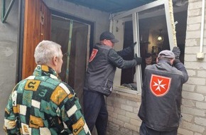 Aktion Deutschland Hilft e.V.: Aktion Deutschland Hilft: Winterhilfe für die Ukraine läuft auf Hochtouren / Heizzentren und winterfeste Häuser spenden Menschen Wärme
