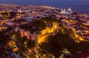 Turismo de Lisboa: Nächtliche Fledermaus-Führungen in der Burg Castelo de São Jorge in Lissabon