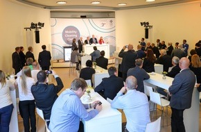 Messe Berlin GmbH: Mobility Cleaning Circle wichtige Dialogplattform - Das exklusive Networkingevent schafft Synergien zwischen der Verkehrs- und Reinigungsindustrie