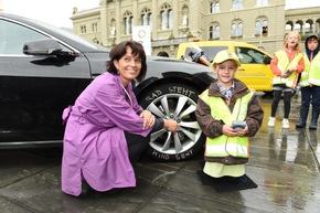 Doris Leuthard ambassadrice de la campagne «Roues arrêtées,enfants en sécurité»