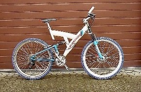 Polizei Düren: POL-DN: 020625 -4- (Jülich) Wem gehört dieses Fahrrad (Foto als Anlage)