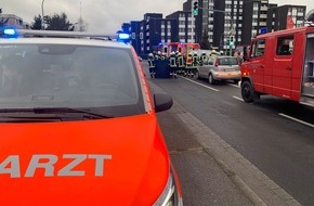 Freiwillige Feuerwehr der Stadt Goch: FF Goch: Radfahrer nach Verkehrsunfall eingeklemmt