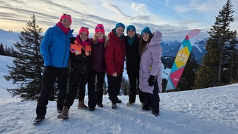 KiKA - Der Kinderkanal ARD/ZDF: "KiKA LIVE Allstars: Winterspiele" ab 23. Februar 2026 / Sportliche Challenges mit Clarissa Corr&ecirc;a da Silva, Tierreporterin Nina und Checker Julian gegen Team "KiKA LIVE"