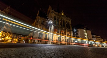ADAC Hessen-Thüringen e.V.: Kaum Anbindungen für Nachtschwärmer / ADAC Test: Erfurt fällt bei nächtlichem Nahverkehr durch