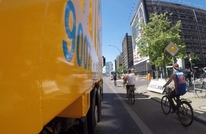 ZDF: Muss Radfahren so gefährlich sein? "ZDFzoom: Auto gegen Fahrrad" (FOTO)