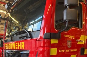 Feuerwehr Plettenberg: FW-PL: Ortsteil Eschen - Kellerbrand, mehrfache Menschenrettung
