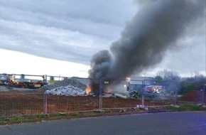 Polizei Minden-Lübbecke: POL-MI: Löscheinsatz auf Bauststelle