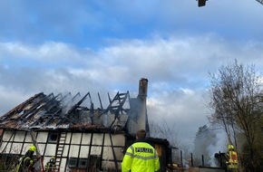 Polizeiinspektion Hameln-Pyrmont/Holzminden: POL-HM: Brand eines Wohnhausanbaus in Brünnighausen