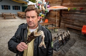 Constantin Film: STECKERLFISCHFIASKO: / Letzte Klappe für zehnten Film der Eberhofer-Reihe / ab 13. August 2026 im Kino