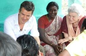 ZDF: Reportage von Markus Lanz über "Indiens ungewollte Töchter"/ Weitere ZDF- und ZDF/ARTE-Beiträge zum EBU-Schwerpunkt Armut (BILD)