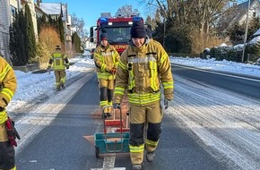 Feuerwehr Detmold: FW-DT: &Ouml;lspur in der Innenstadt