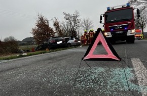 Freiwillige Feuerwehr Weeze: Feuerwehr Weeze: Verkehrsunfall mit eingeklemmter Person