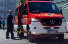 Feuerwehr Bochum: FW-BO: Auslaufende Salzs&auml;ure im Heizkraftwerk