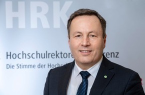 Hochschule Fulda: Prof. Dr. Karim Khakzar erneut zum Sprecher der deutschen HAWs gewählt