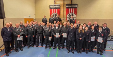 Freiwillige Feuerwehr Menden: FW Menden: Jahresdienstbesprechung der Freiwillige Feuerwehr Menden in Schwitten