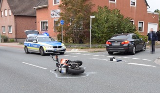 Kreispolizeibehörde Herford: POL-HF: Unfall mit verletzter Person - 
Junger Fahrer auf Motorrad fährt auf