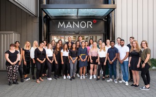 Manor AG: 142 apprendisti iniziano la loro formazione presso Manor