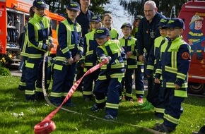 Freiwillige Feuerwehr Menden: FW Menden: 10. Juni: Blaulicht-Meile in der Mendener Innenstadt