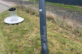 Polizeiinspektion Stade: POL-STD: Autofahrer besch&auml;digt Stra&szlig;enlaterne in Horneburg und fl&uuml;chtet - Polizei sucht Verursacher und Zeugen, Zweiter Einbruch in Mittelnkirchen, Papiercontainer in Buxtehude angesteckt