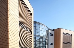 Asklepios Kliniken GmbH & Co. KGaA: Siegfried Lenz wird diese Woche Asklepios Klinik St. Georg verlassen / Bei Loki Schmidt wird Entscheidung erst im Lauf der Woche fallen