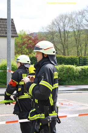 FW-PL: Plettenberger Feuerwehr nahm am Kreisleistungsnachweis teil. Ehrungen für besondere Teilnahme der Brandschützer