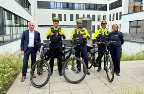 Polizei M&ouml;nchengladbach: POL-MG: Fahrradstaffel der Polizei M&ouml;nchengladbach im Einsatz f&uuml;r Verkehrssicherheit