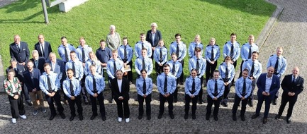 Polizei Minden-Lübbecke: POL-MI: Landrat Ali Dogan begrüßt 30 neue Polizistinnen und Polizisten im Kreis Minden-Lübbecke