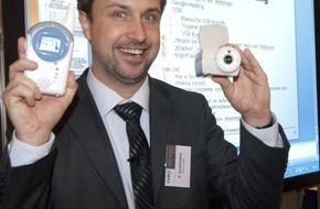 Preview Event & Communication: Auf der "CeBIT-PreView" enttarnt: Daten-Panne Überwachungskameras Live-Schaltung aus der Umkleide mit dem Baby-Phone