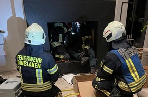 Feuerwehr Dinslaken: FW Dinslaken: Wildvogelrettung durch die Feuerwehr
