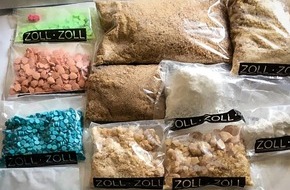 Zollfahndungsamt Essen: ZOLL-E: Zollhund Lady zerschlägt Drogenverteilzentrum
Zoll stellt über 2 kg Amphetamin und ca. 1.200 Stück
Ecstasy-Tabletten sicher