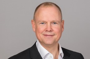 Becker & Kries Holding GmbH & Co. KG: Dr. Christian Kube übergibt an Marc Eschholz